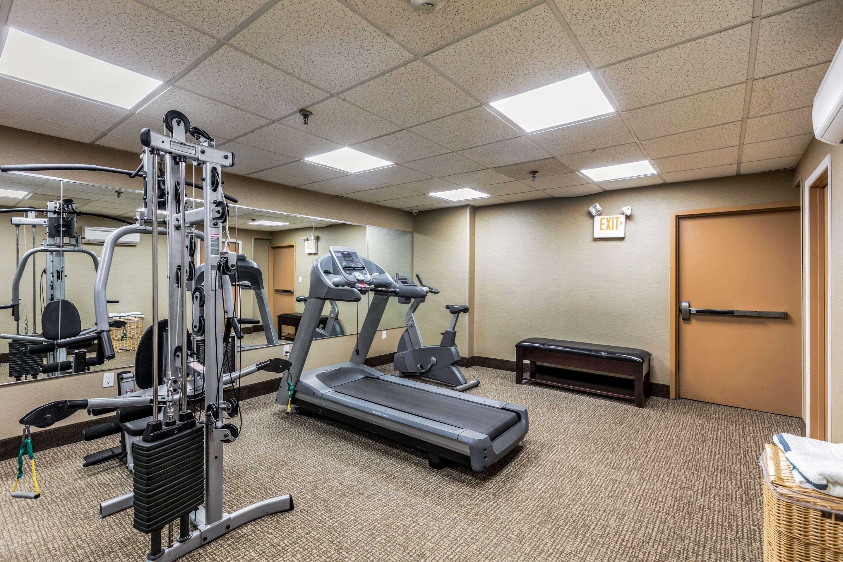 Comfort Inn Medford-Long Island Buitenkant foto